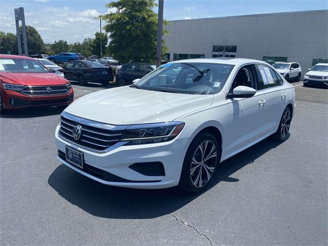 2022 Volkswagen Passat 2.0T SE