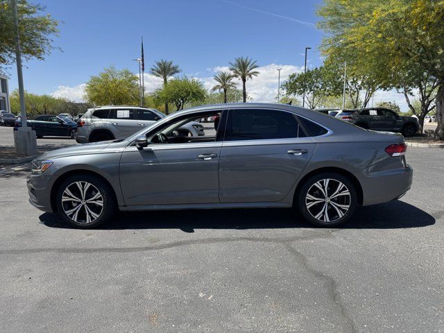 2022 Volkswagen Passat 2.0T SE