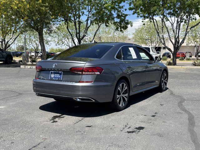 2022 Volkswagen Passat 2.0T SE