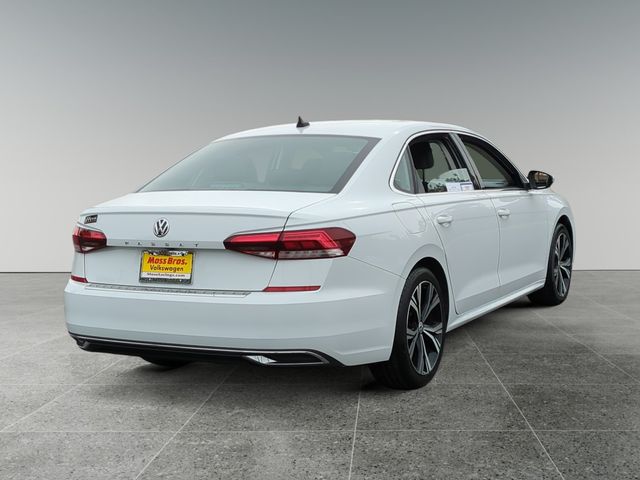 2022 Volkswagen Passat 2.0T SE