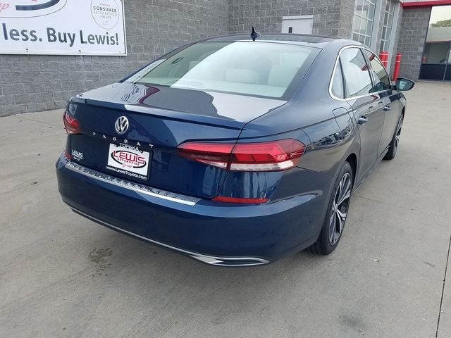 2022 Volkswagen Passat 2.0T SE