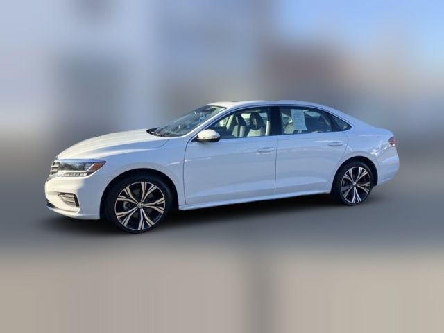 2022 Volkswagen Passat 2.0T SE