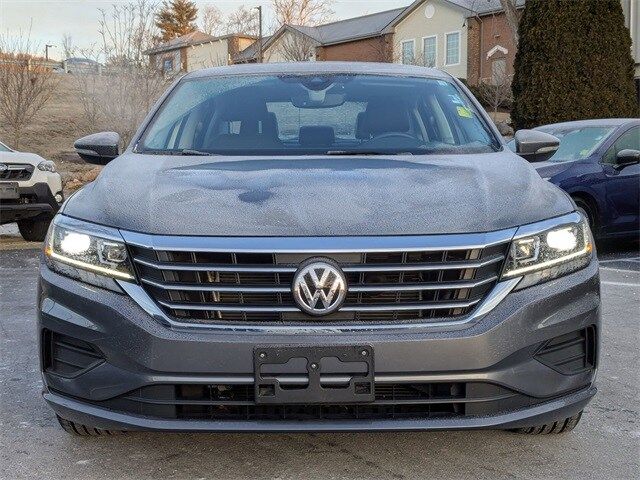 2022 Volkswagen Passat 2.0T SE