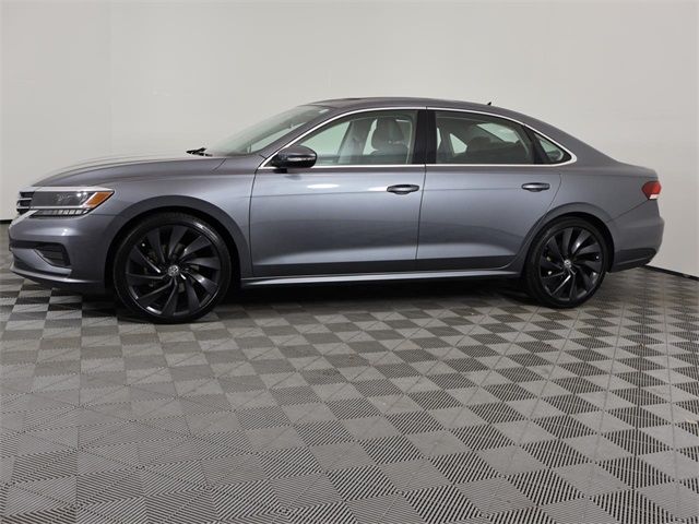 2022 Volkswagen Passat 2.0T SE