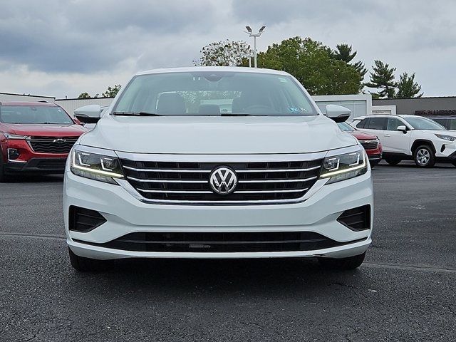 2022 Volkswagen Passat 2.0T SE