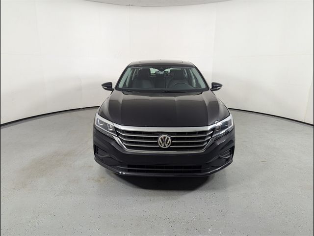 2022 Volkswagen Passat 2.0T SE