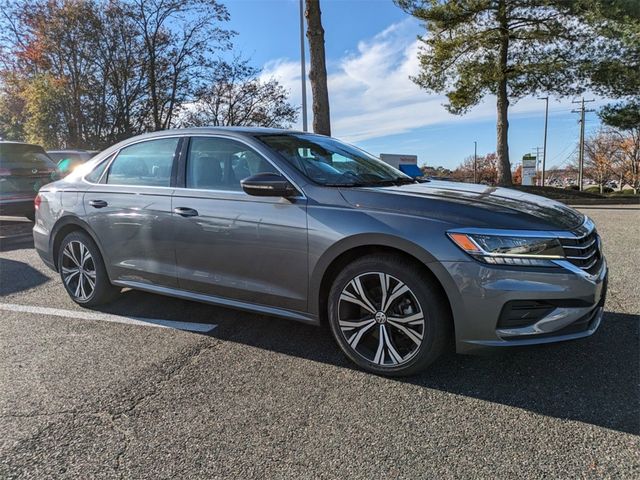 2022 Volkswagen Passat 2.0T SE