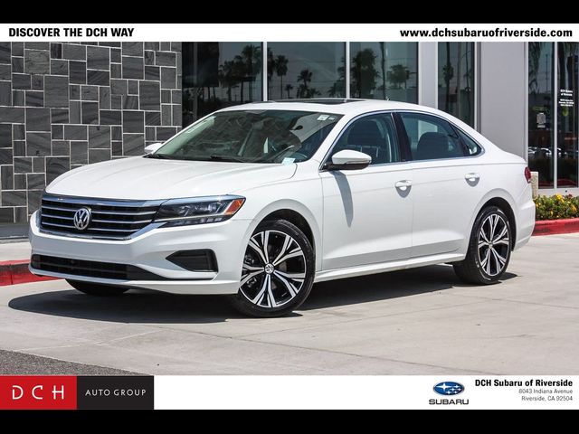 2022 Volkswagen Passat 2.0T SE