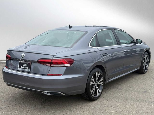 2022 Volkswagen Passat 2.0T SE