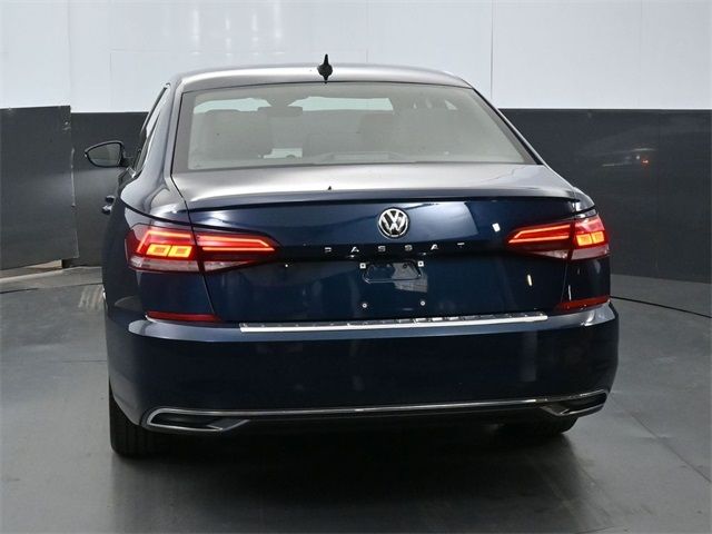 2022 Volkswagen Passat 2.0T SE