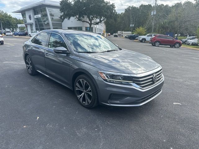 2022 Volkswagen Passat 2.0T SE