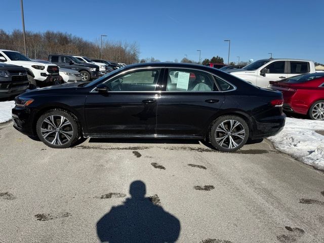 2022 Volkswagen Passat 2.0T SE