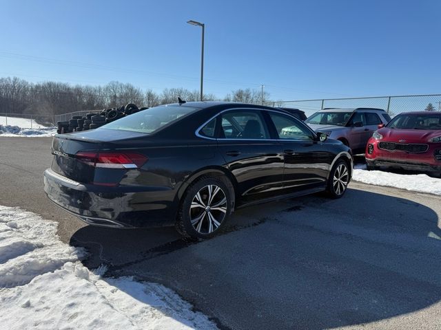 2022 Volkswagen Passat 2.0T SE