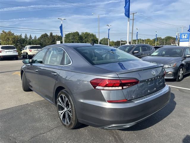 2022 Volkswagen Passat 2.0T SE