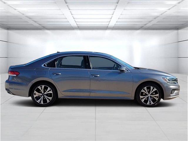 2022 Volkswagen Passat 2.0T SE