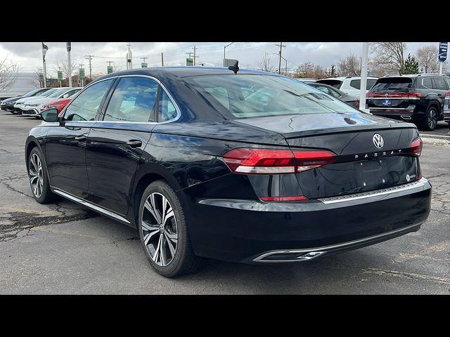 2022 Volkswagen Passat 2.0T SE