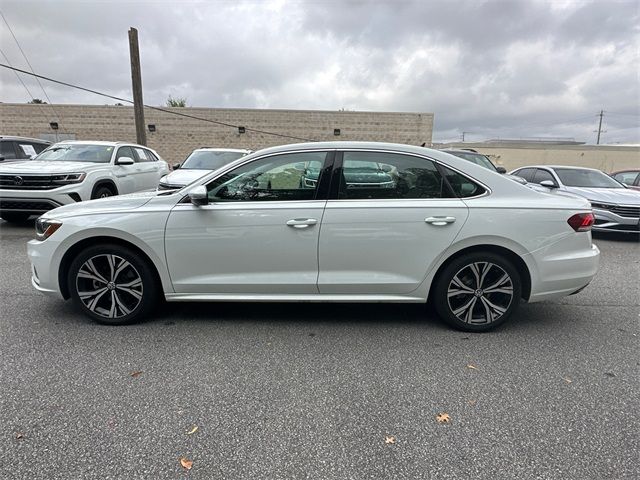 2022 Volkswagen Passat 2.0T SE