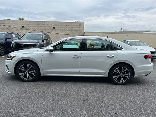 2022 Volkswagen Passat 2.0T SE