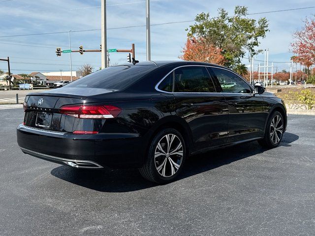 2022 Volkswagen Passat 2.0T SE