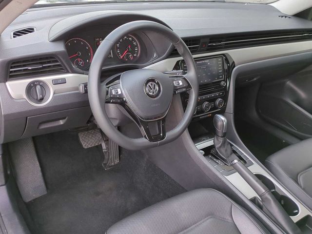 2022 Volkswagen Passat 2.0T SE