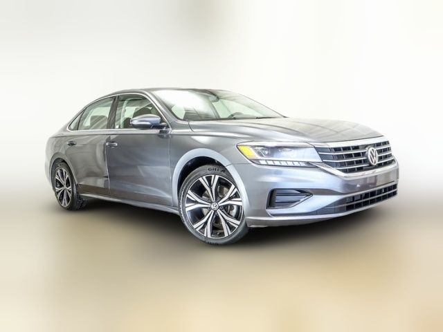 2022 Volkswagen Passat 2.0T SE