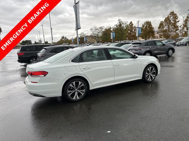 2022 Volkswagen Passat 2.0T SE