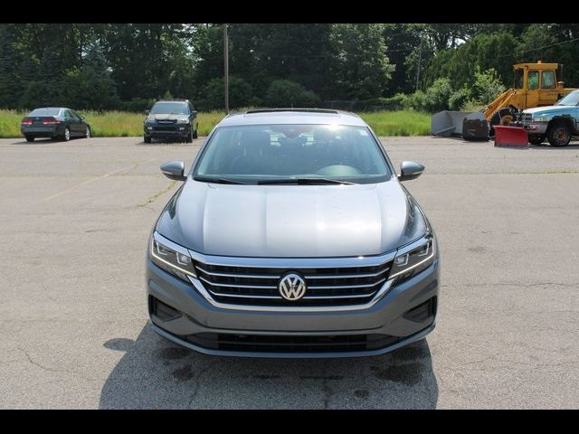 2022 Volkswagen Passat 2.0T SE