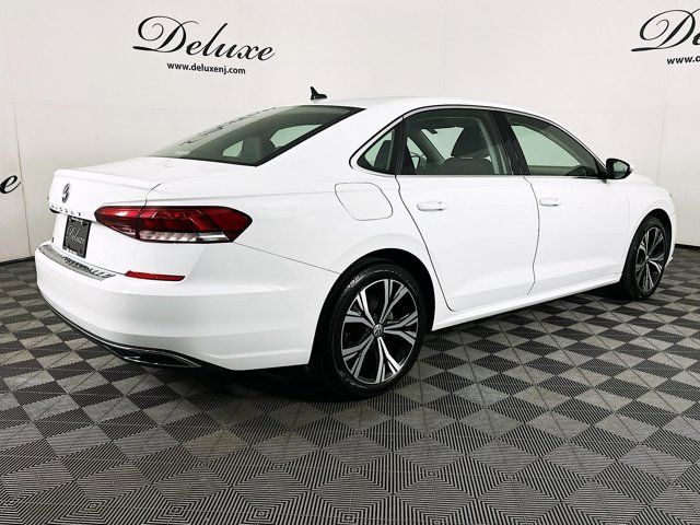 2022 Volkswagen Passat 2.0T SE