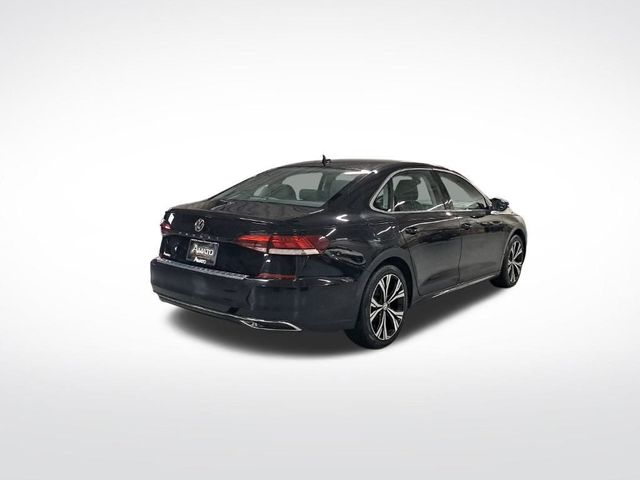 2022 Volkswagen Passat 2.0T SE