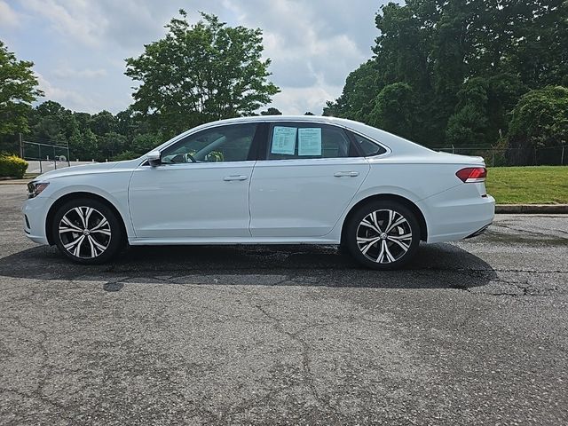 2022 Volkswagen Passat 2.0T SE