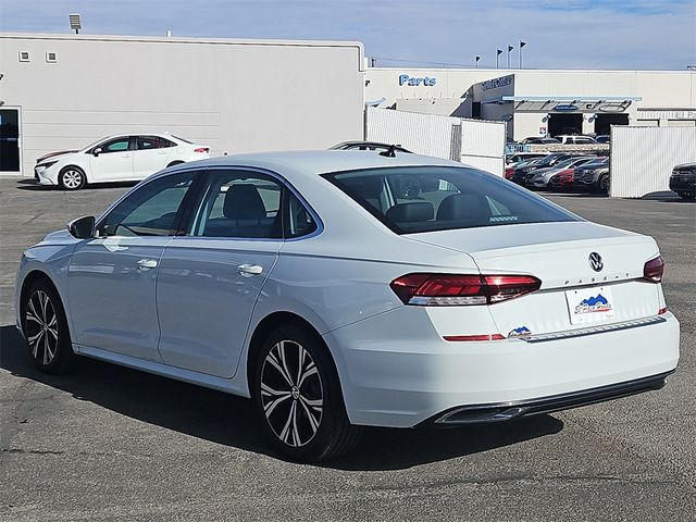 2022 Volkswagen Passat 2.0T SE