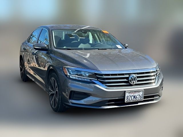 2022 Volkswagen Passat 2.0T SE