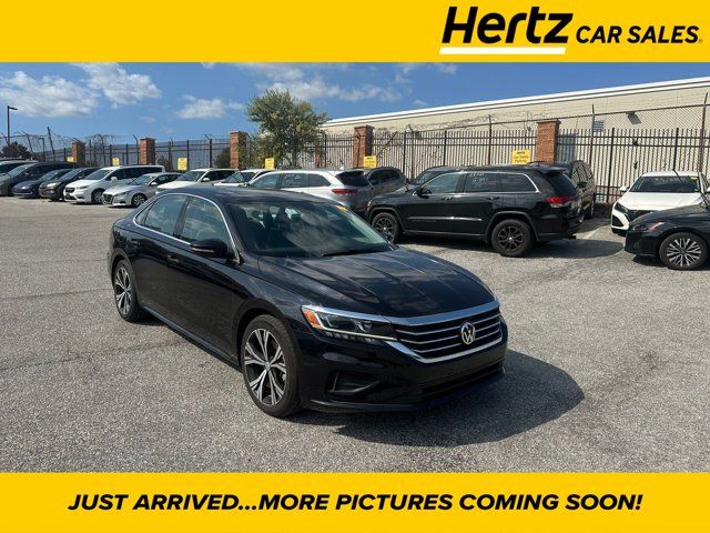 2022 Volkswagen Passat 2.0T SE