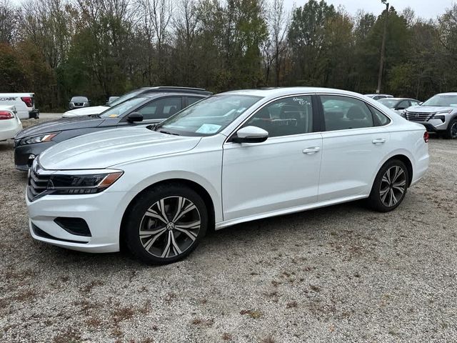 2022 Volkswagen Passat 2.0T SE