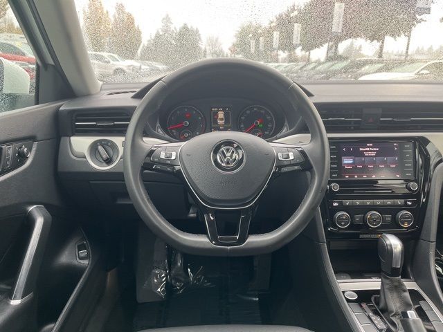 2022 Volkswagen Passat 2.0T SE