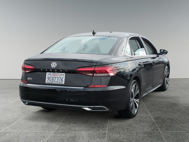 2022 Volkswagen Passat 2.0T SE