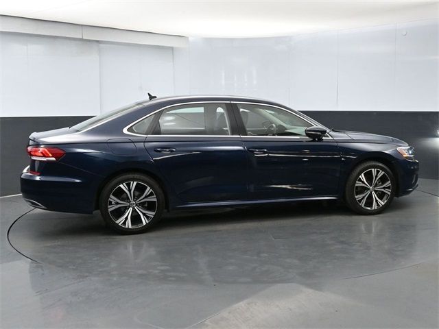 2022 Volkswagen Passat 2.0T SE