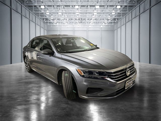 2022 Volkswagen Passat 2.0T SE