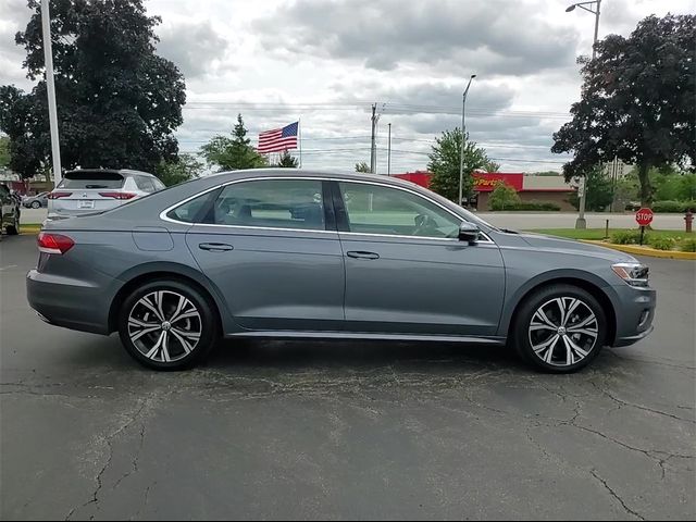 2022 Volkswagen Passat 2.0T SE