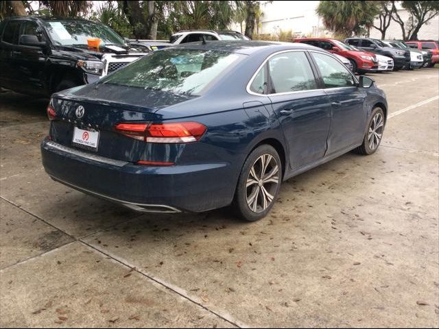 2022 Volkswagen Passat 2.0T SE