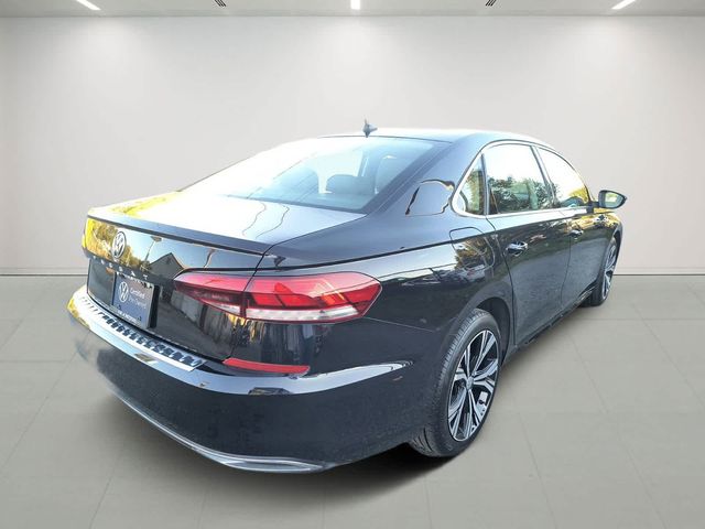 2022 Volkswagen Passat 2.0T SE