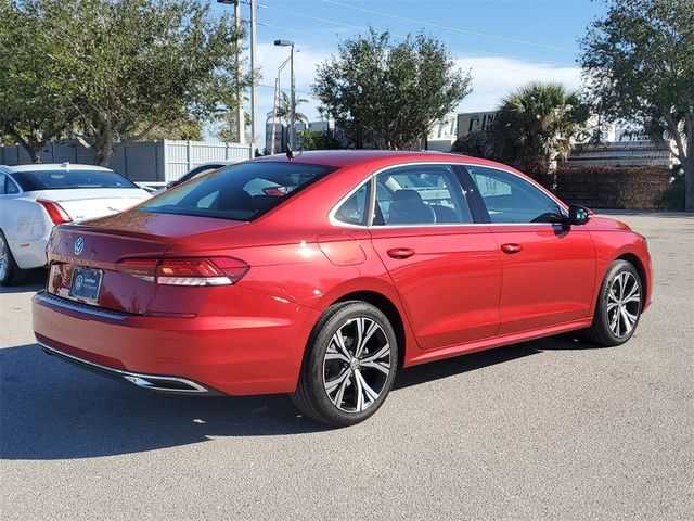 2022 Volkswagen Passat 2.0T SE