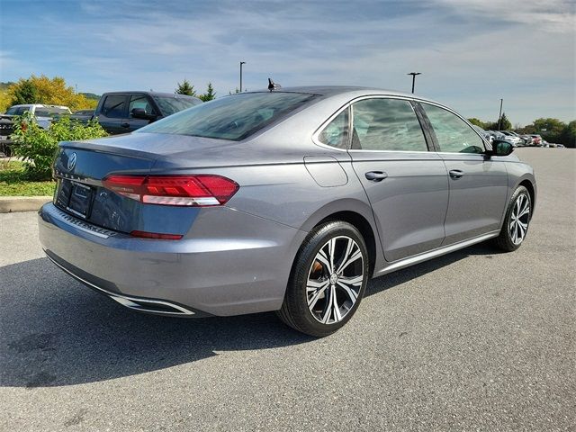 2022 Volkswagen Passat 2.0T SE