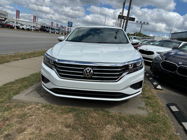 2022 Volkswagen Passat 2.0T SE