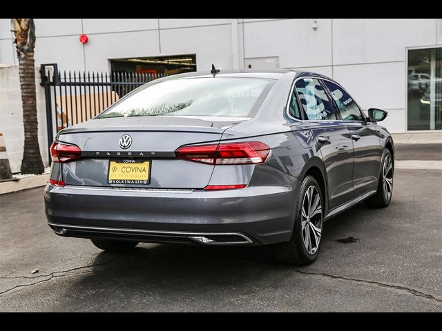 2022 Volkswagen Passat 2.0T SE