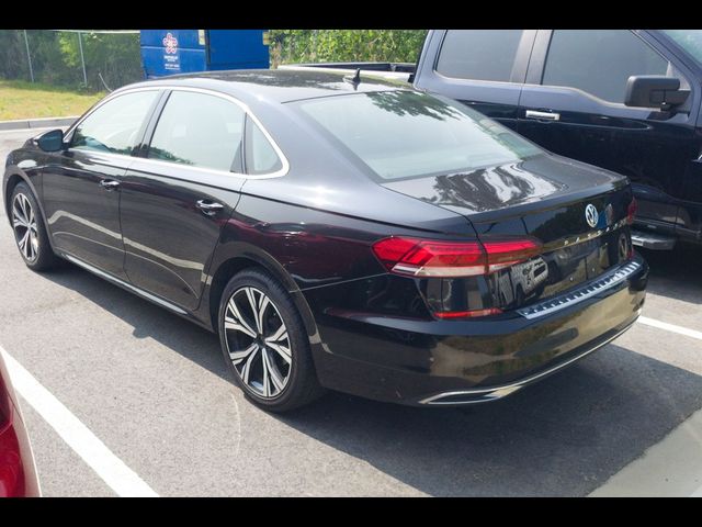 2022 Volkswagen Passat 2.0T SE