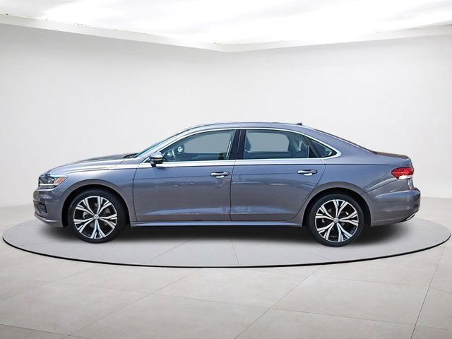 2022 Volkswagen Passat 2.0T SE