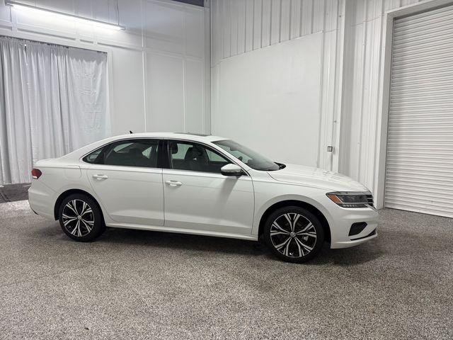 2022 Volkswagen Passat 2.0T SE