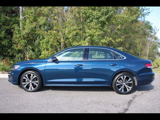 2022 Volkswagen Passat 2.0T SE