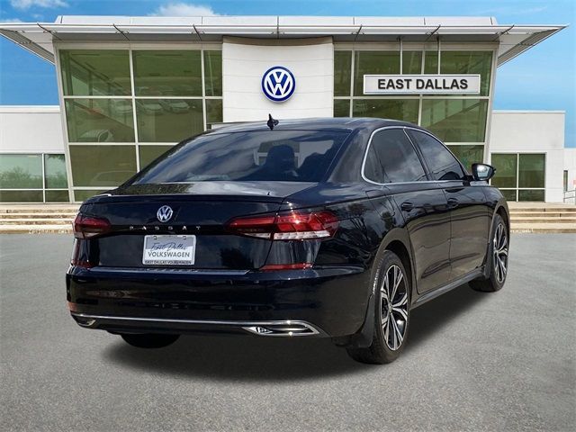 2022 Volkswagen Passat 2.0T SE